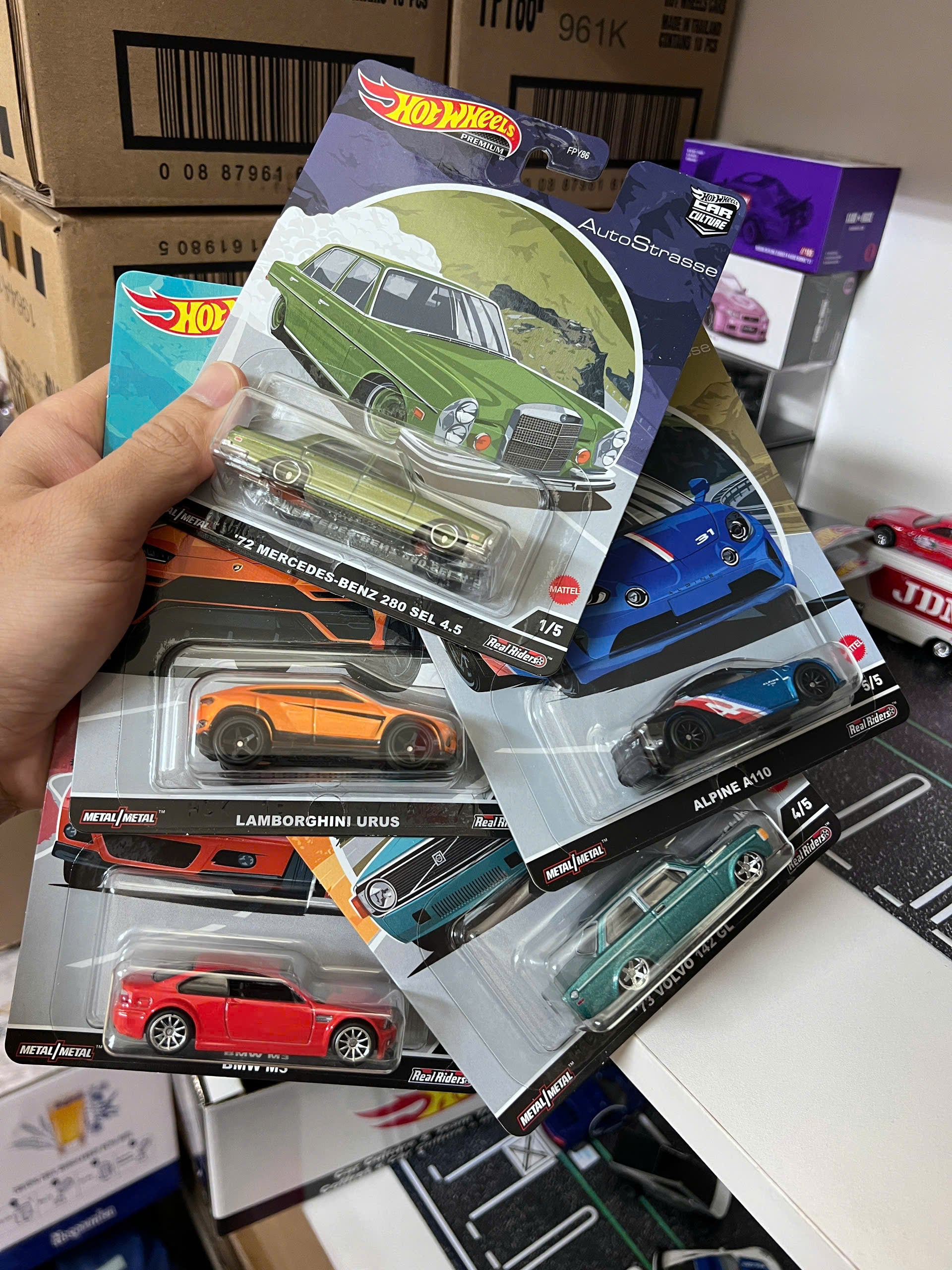 Xe Mô Hình Hot Wheels 1:64 Premium Car Culture 2022 "Auto Strasse" Set of 5, FPY86-957Q.